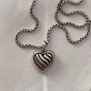 💯 Authentic David Yurman Box chain necklace with heart pendant 1.5mm